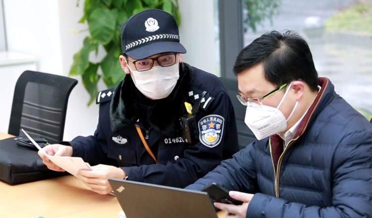 滬警方主動對接我司，保障誠格一次性防護服安全生產